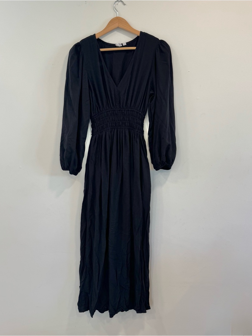 Gap Black midi dress- runched draped style